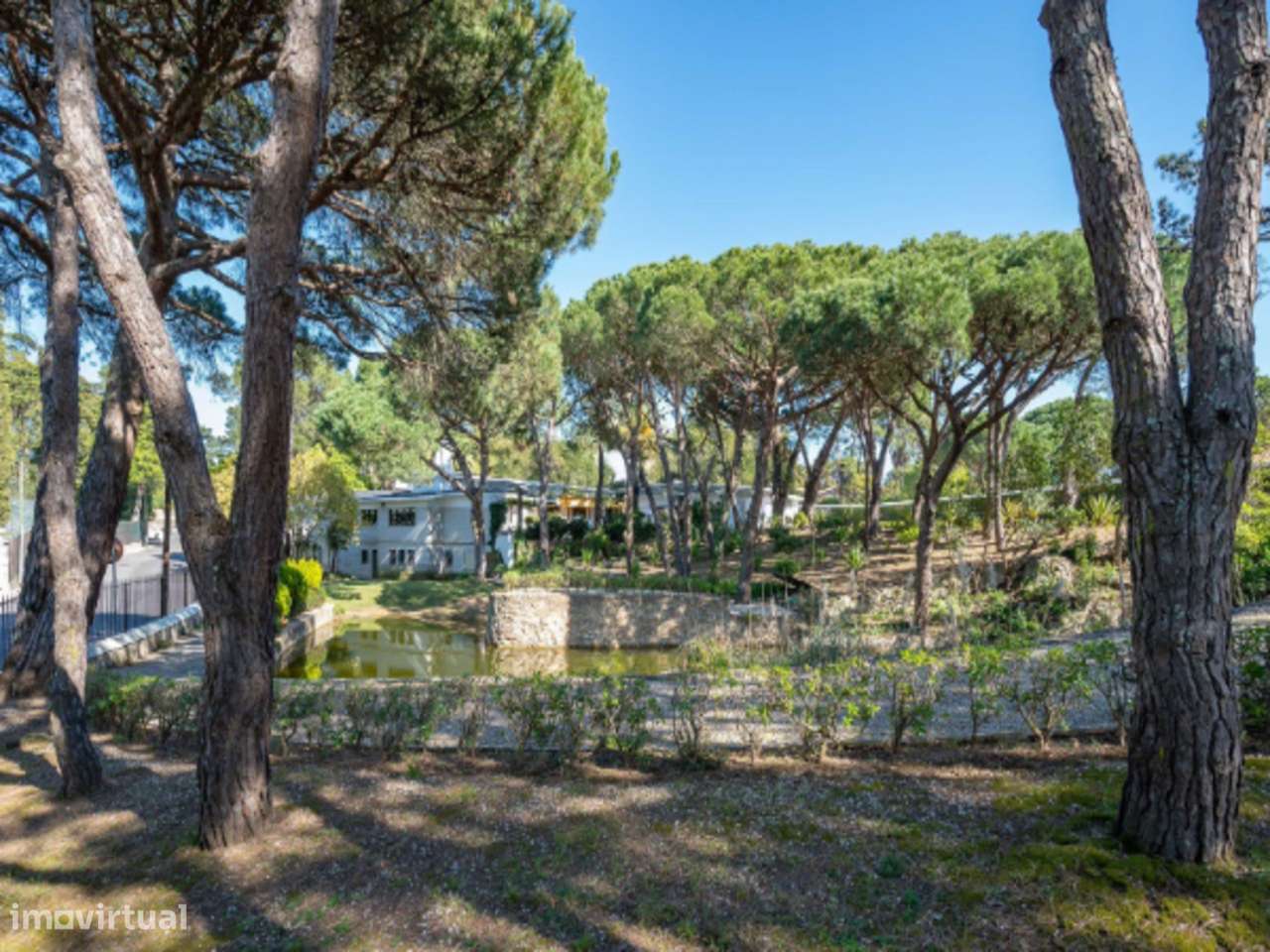 Vila de Luxo com piscina privada e amplo jardim, Cascais-12