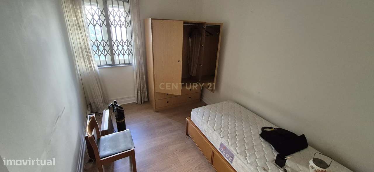 Moradia Clássica para reabilitação junto à Casa da Música-5