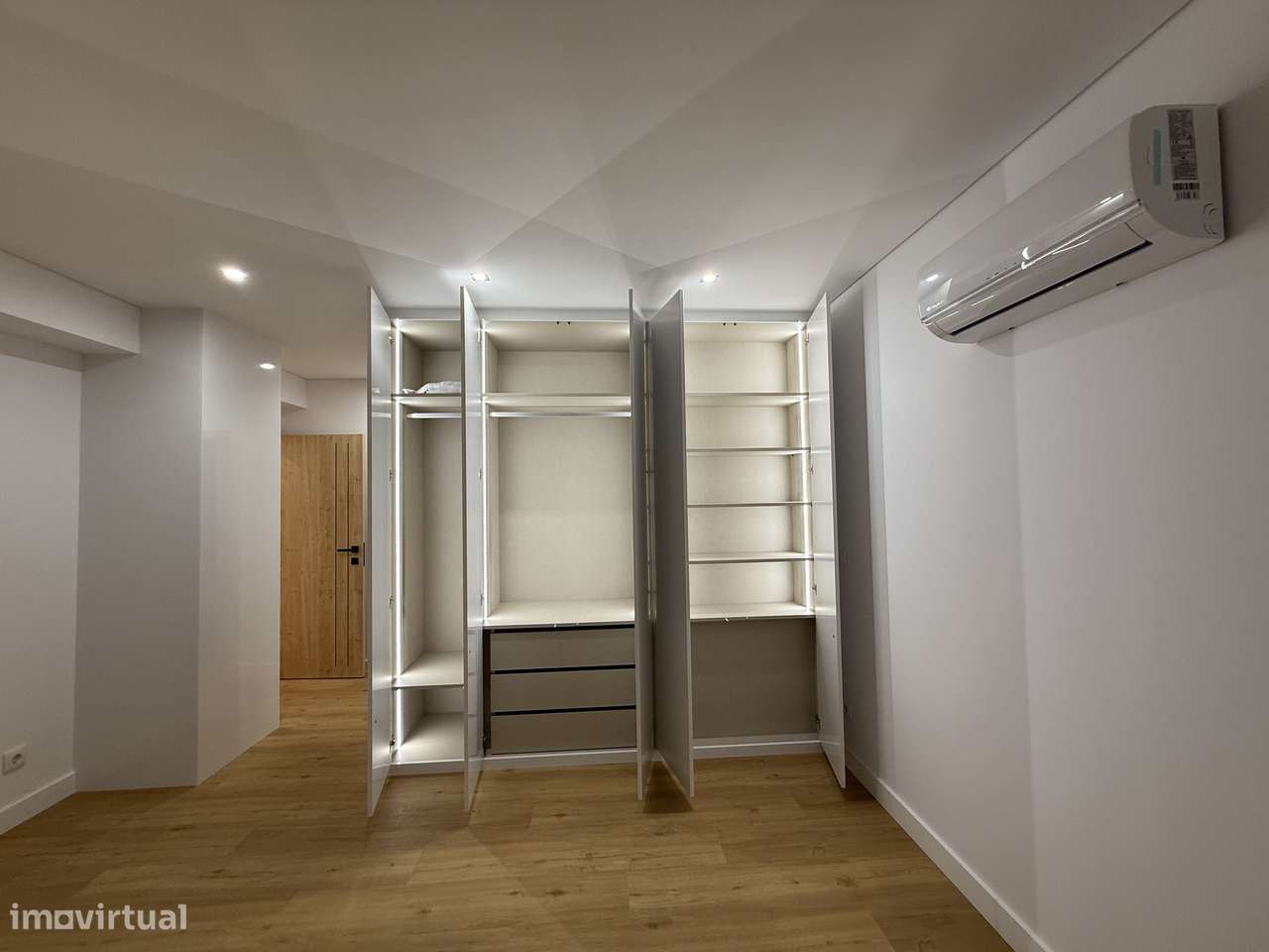 Apartamento T1 Novo - Centro Histórico do Porto-8