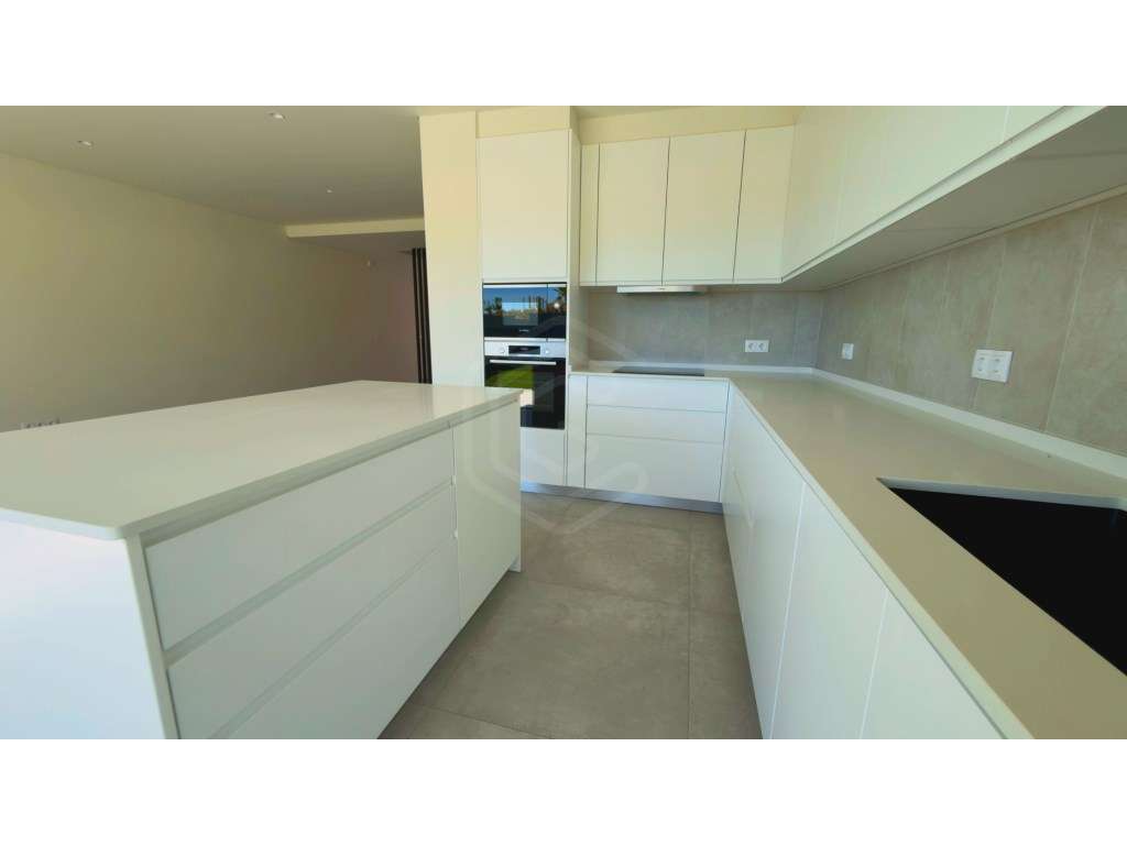 Moradia V4 em Empreendimento de Luxo junto à Ria Formosa em Faro, A... - Grande imagem: 5/68