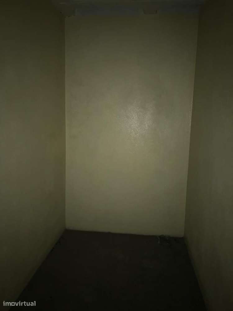 Arrumos Fechados - Matosinhos Sul - Portas do Mar II com 7m2 - Grande imagem: 5/14