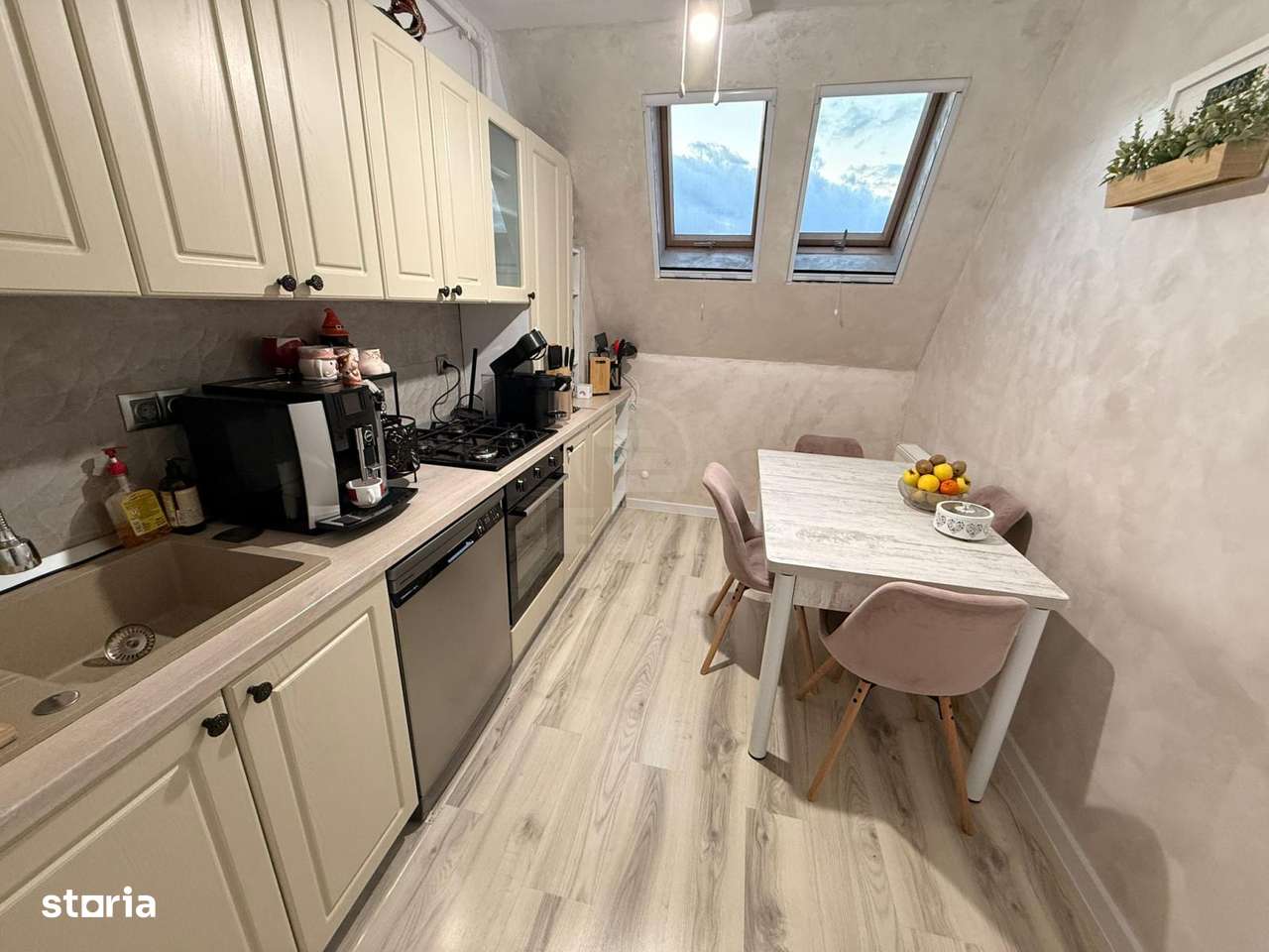 Apartament 3 camere decomandat Cetatii-6