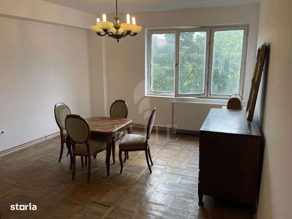 Apartament o camera în zona Casa de Cultura a Studentilor