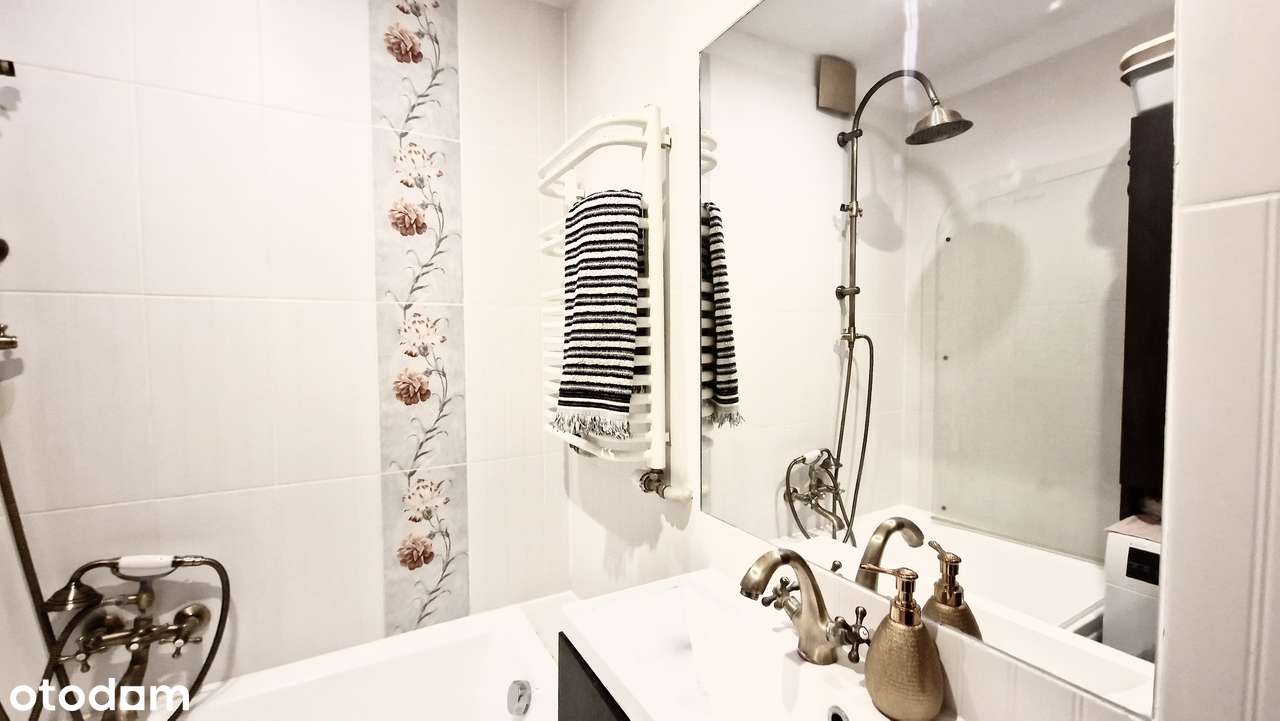 Duże mieszkanie blisko centrum!-5