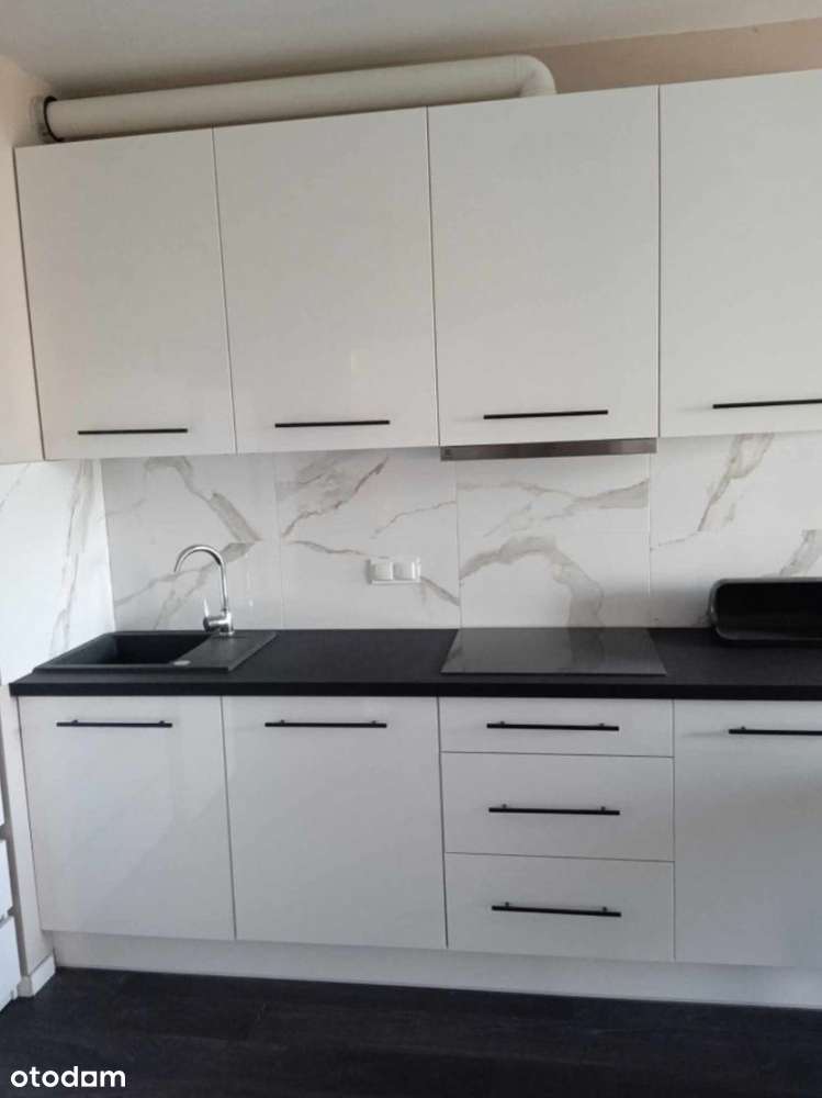 | Nowy Budynek | Winda | Balkon | Lokalizacja |-4