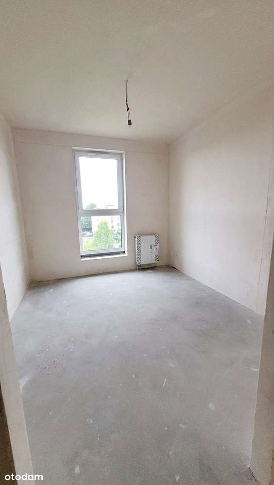 4 pokojowe mieszkanie w ścisłym centrum!-14