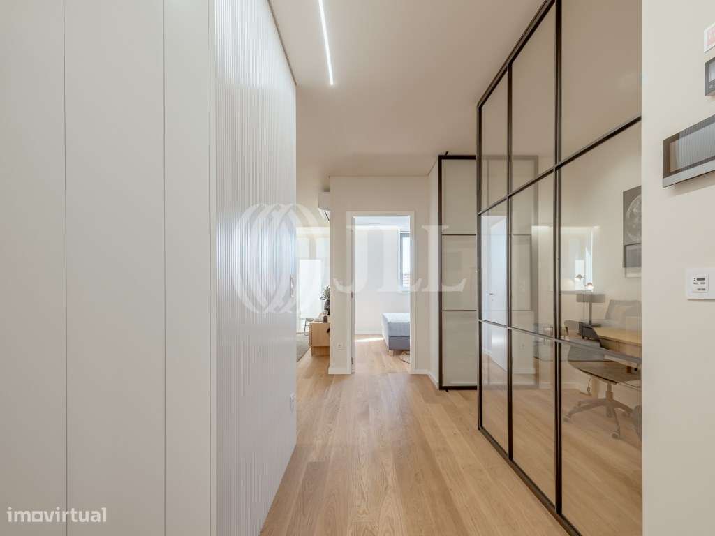 Apartamento T1+1, com varanda e estacionamento, em Matosinhos-14