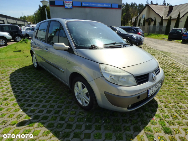 Renault Scenic 2.0 16V Privilege - 1