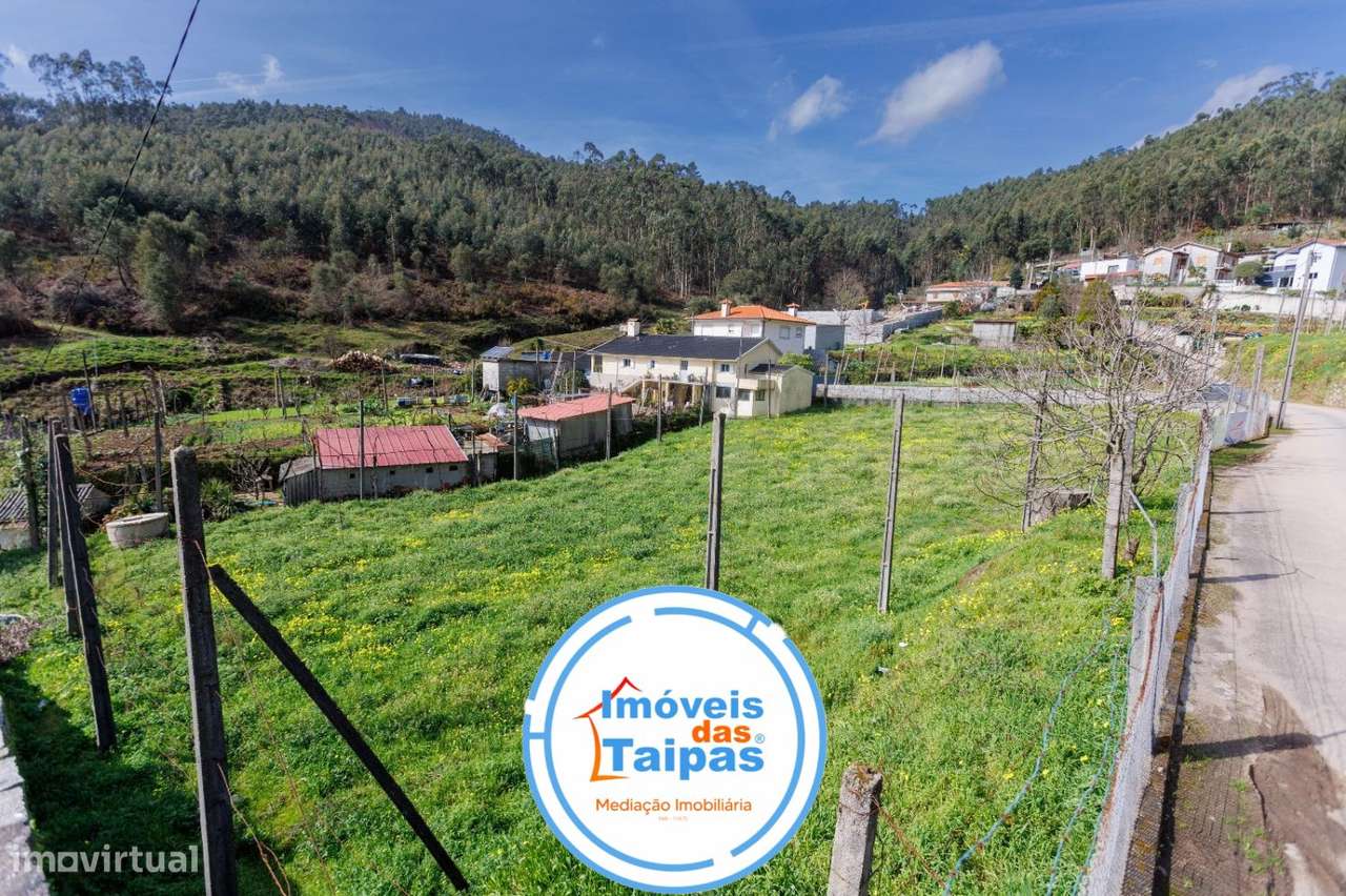 Vende-se terreno rústico com possibilidade de construção-7