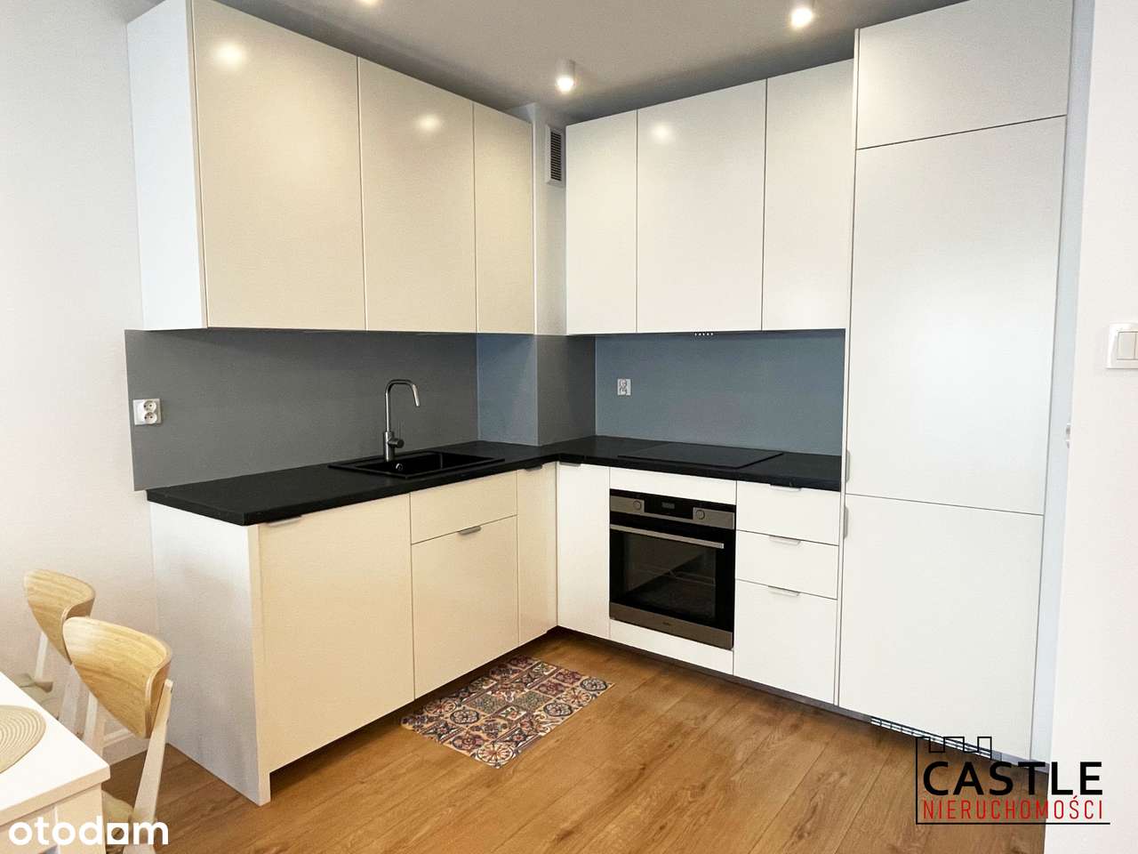 2 pokoje, Jasielska, duży balkon, komórka lokatorska.-12