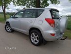 Toyota RAV4 2.0 VVT-i Sol - 11