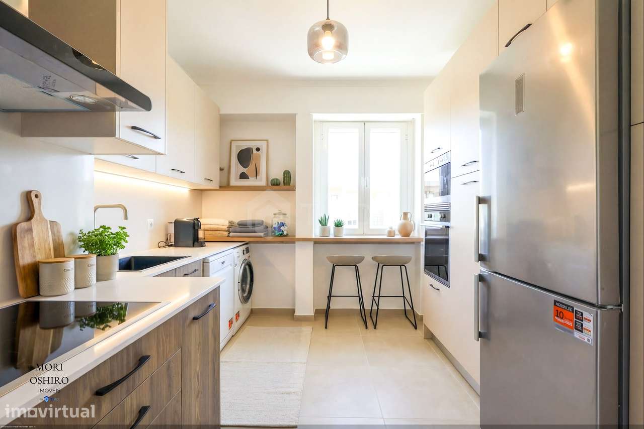 APARTAMENTO 5 ASSOALHADAS | VARANDA EM “L” PANORÂMICA | VISTA LISBOA E-10