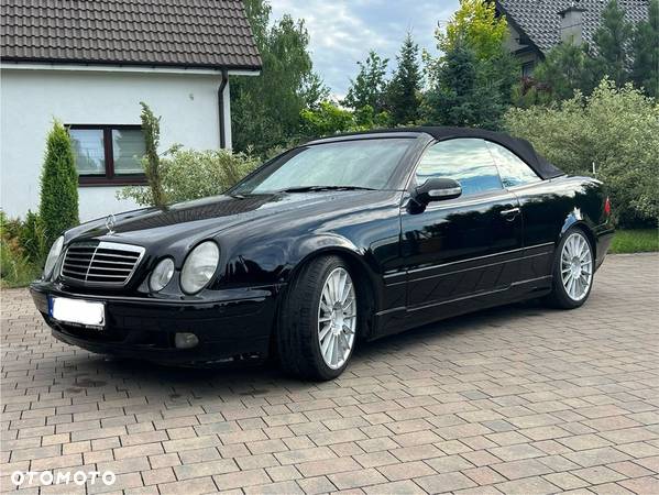 Mercedes-Benz CLK - 1