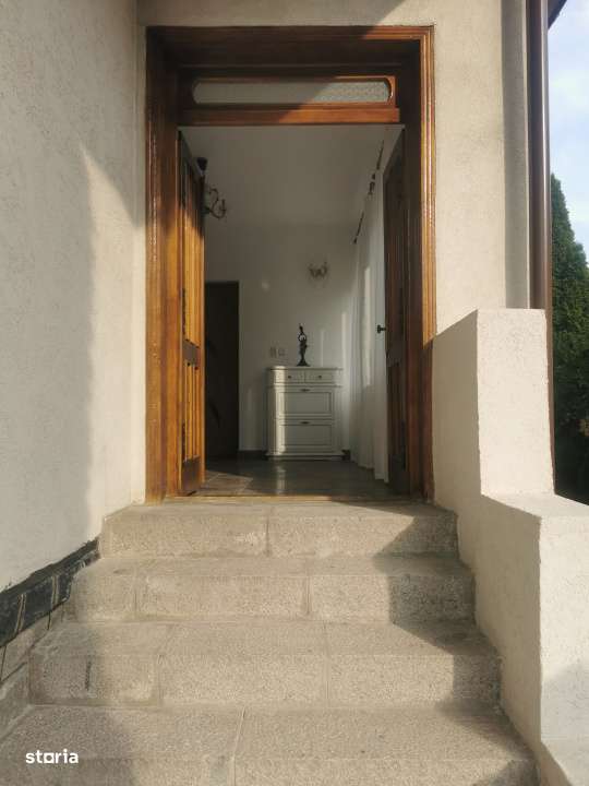 Casa individuala, complet renovata, pe Valea Draganului!-17