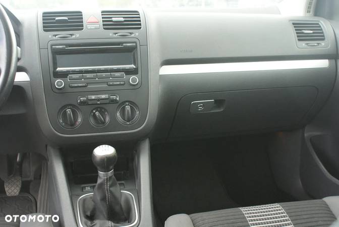 Volkswagen Golf V 1.4 TSI Comfortline - 10