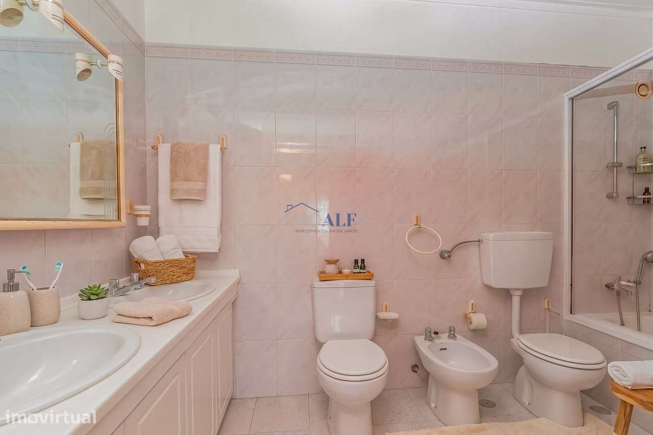 Apartamento T3 em Massamá, junto ao Shopping Center-22