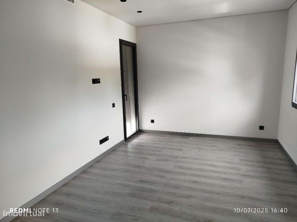 Moradia para venda em Alvide - Cascais-23