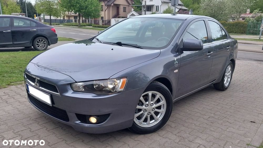 Mitsubishi Lancer