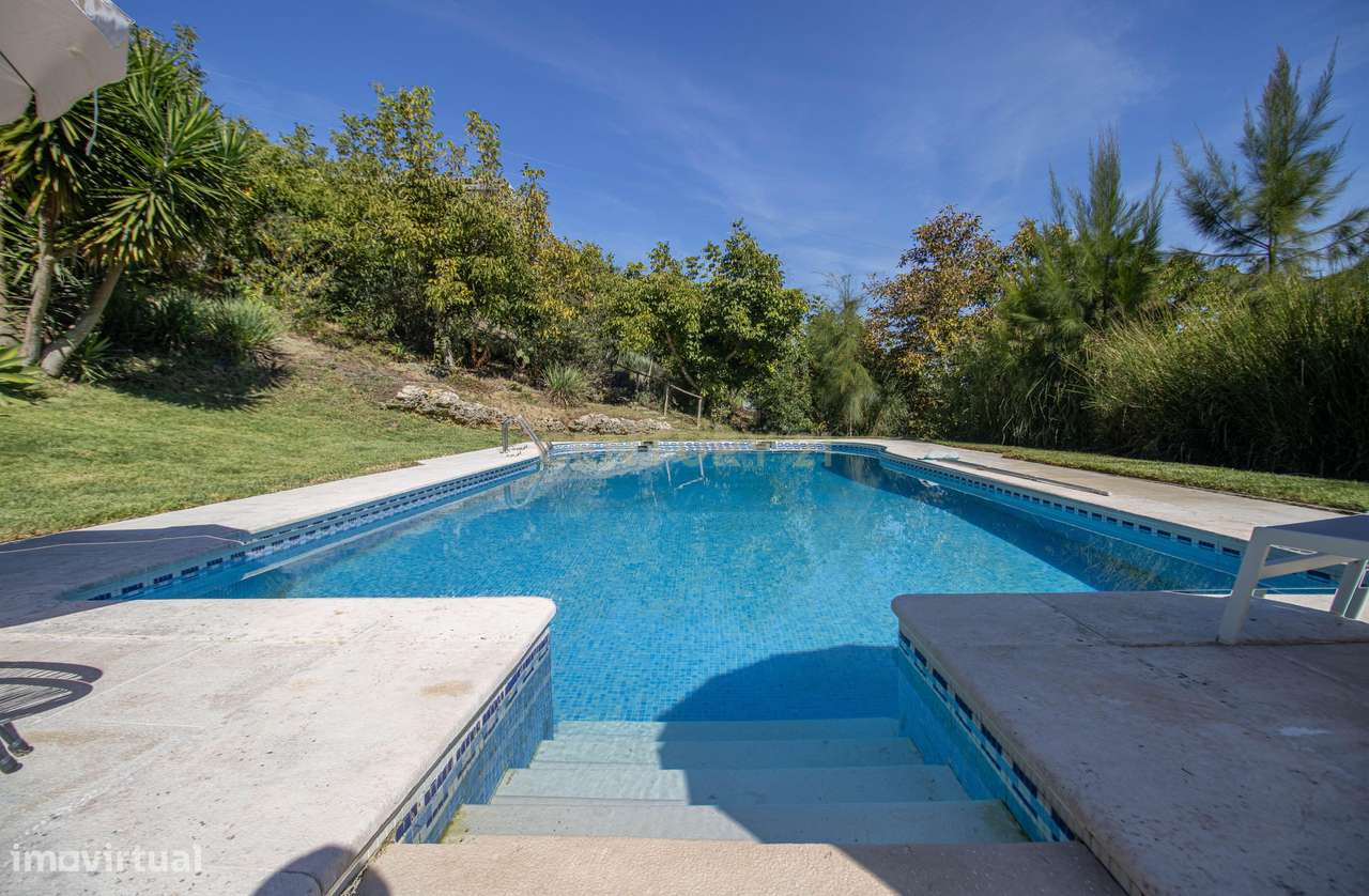 Quinta na Arrábida com moradia T5 de 364 m2 em lote de 13 520 m2 Onde-57