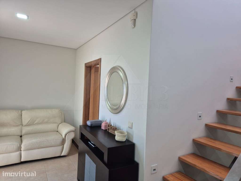 Moradia T4 com Suite, Jardim e Garagem - Centro de Ponte de Lima-20
