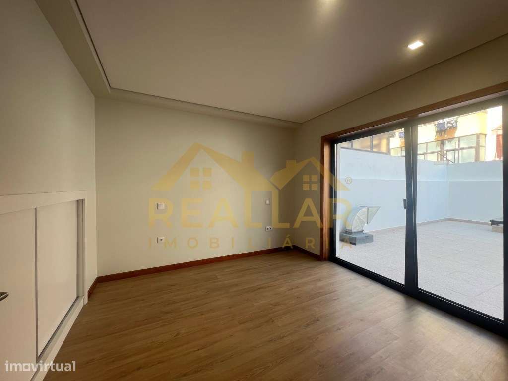 Apartamento T2 NOVO na primeira linha de mar em Vila do Conde - Grande imagem: 3/24