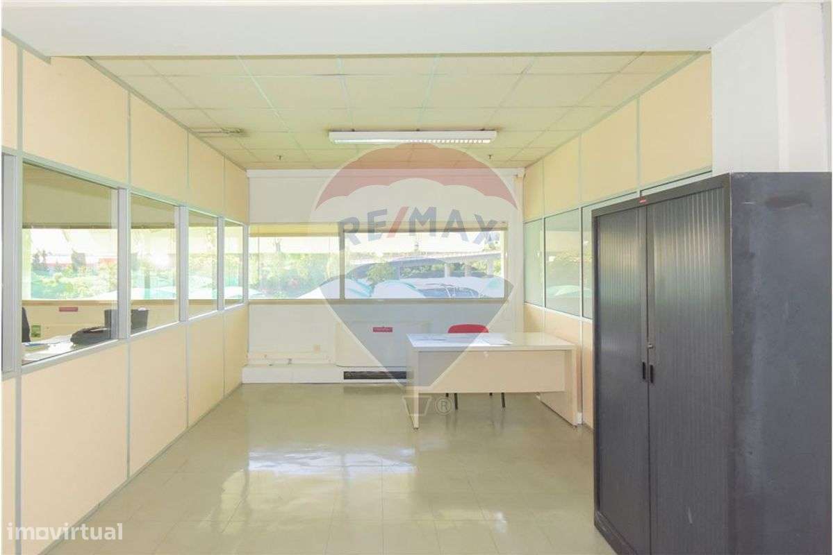 ESCRITÓRIO NO HPERMERCADO AUCHAN DA MAIA - Grande imagem: 5/20