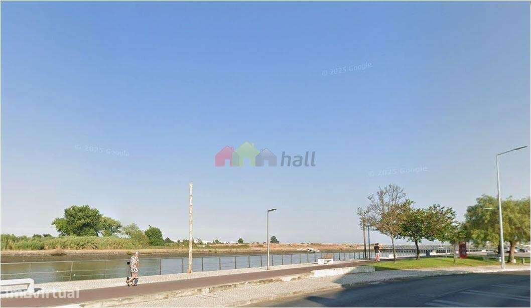 Pastelaria/Comércio com vista rio, no centro da Moita - Grande imagem: 4/25