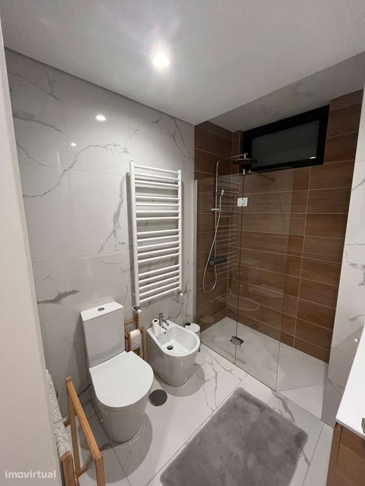Moradia de Luxo com Piscina borda Infinita e 17.000 m² de Terreno-25