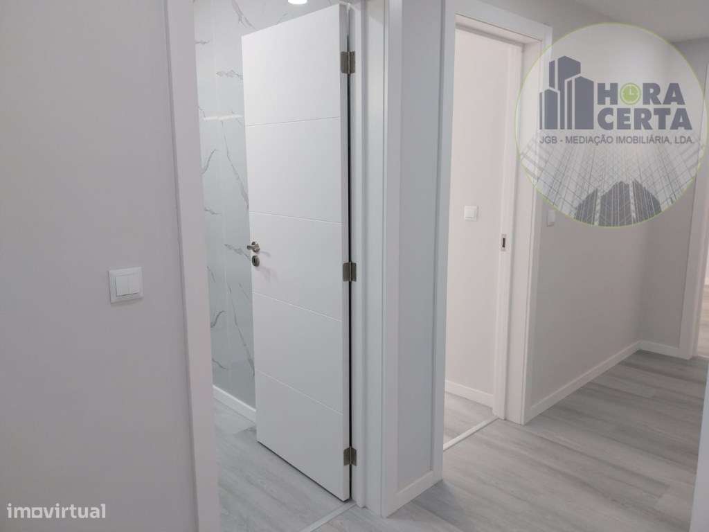 Apartamento T2 em Corroios!-10