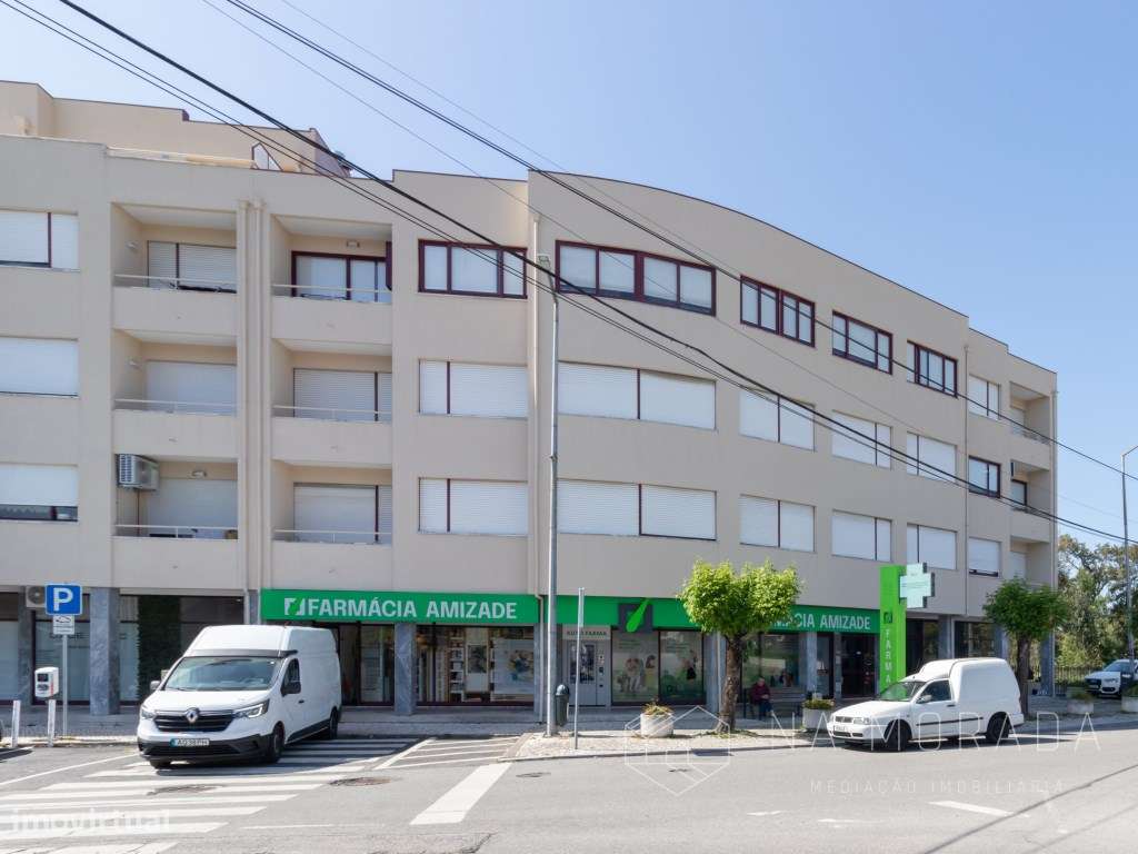 Apartamento T4 renovado para venda em Escapães, Santa Maria da Feira-21