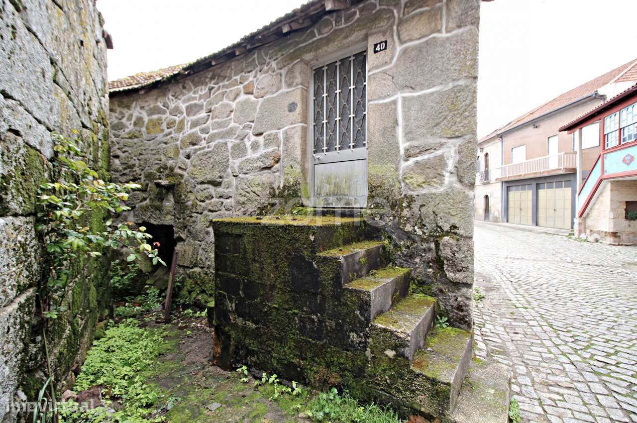 Duas Casas em Pedra para Reabilitação em Tourém, Montalegre - Grande imagem: 4/19