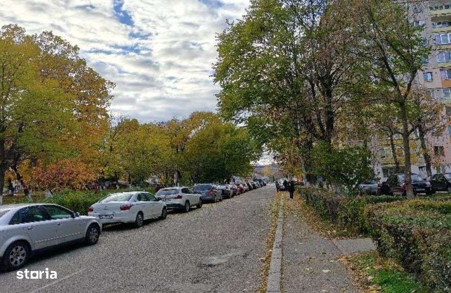 Cota de 3/16 Apartament 2 camere, Loc Hunedoara, Jud Hunedoara - Imagine principală: 4/5