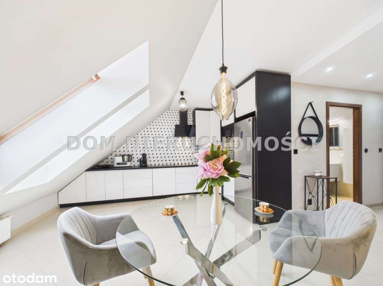 Dwupoziomowe mieszkanie w okolicy jeziora Bartąg!-8