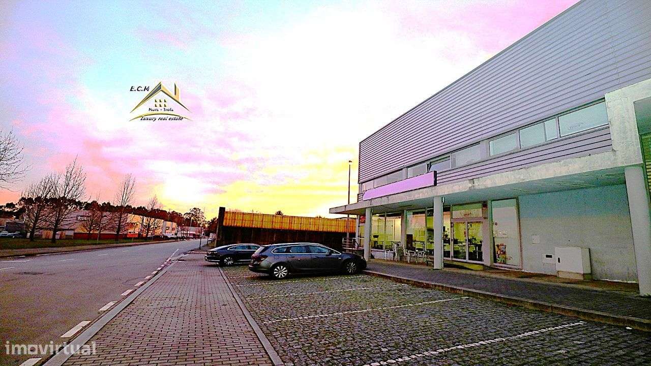 Restaurante "Castelo da Maia" Localizado em Zona Industrial, - Grande imagem: 4/48