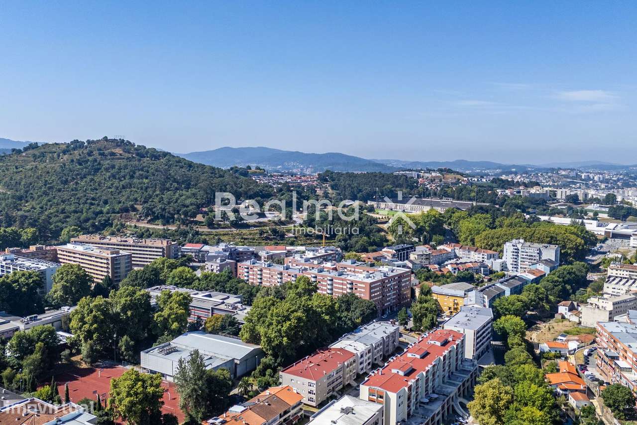 Apartamento T2 Renovado - S.José de S.Lazaro-35