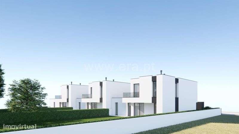 Moradia Geminada T3 / Marco de Canaveses, Vila Boa do Bispo - Grande imagem: 1/17