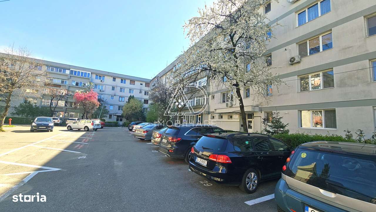 Apartament 3 camere, decomandat, strada Energeticienilor, zona 8 Mai-1