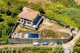 Terreno Urbano com área de 1860 m2, Colares Sintra, para venda