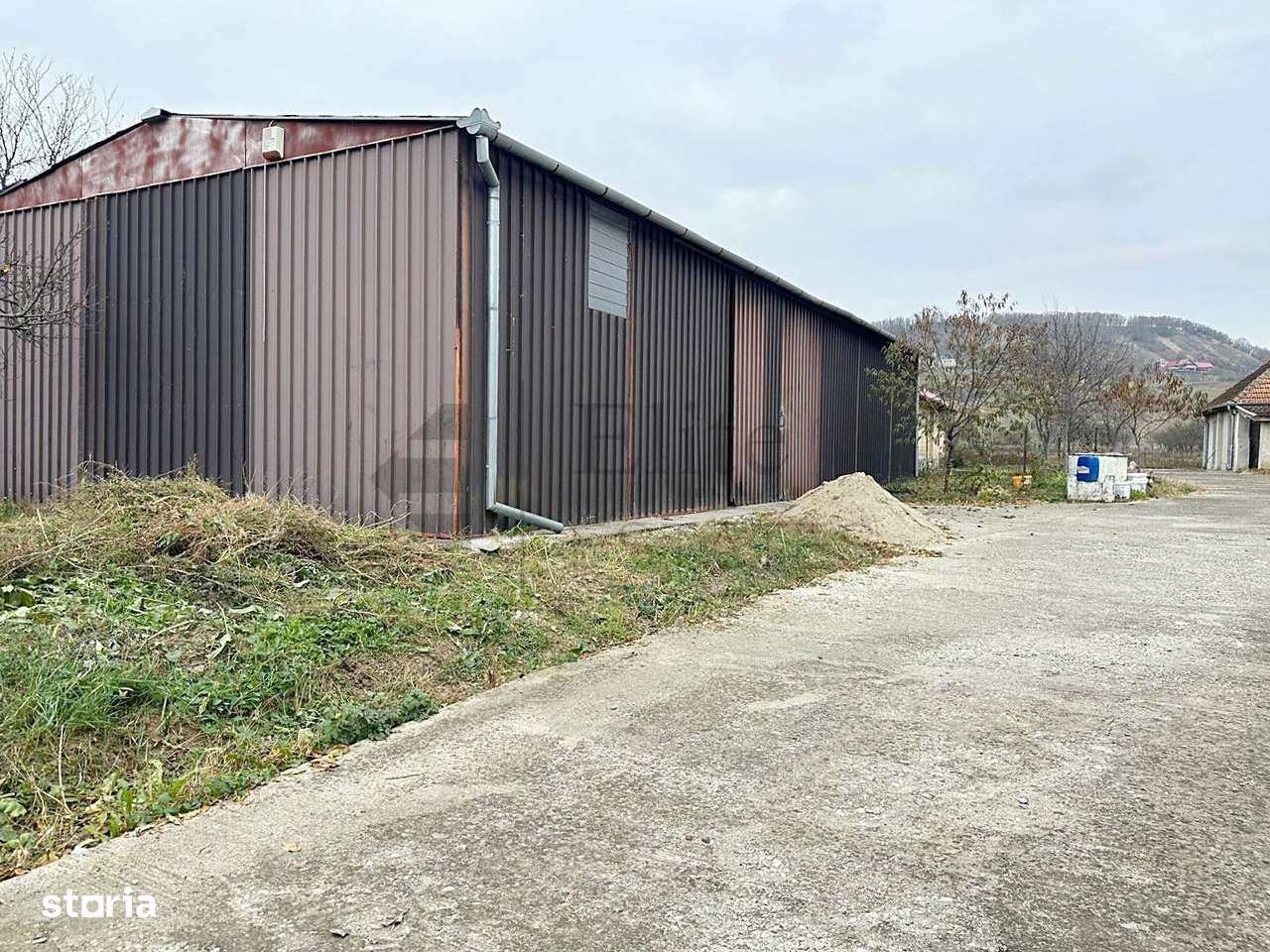 Casa cu 3 Hale si teren 8000 mp in Ulileacu de Cris, Bihor - Imagine principală: 5/18