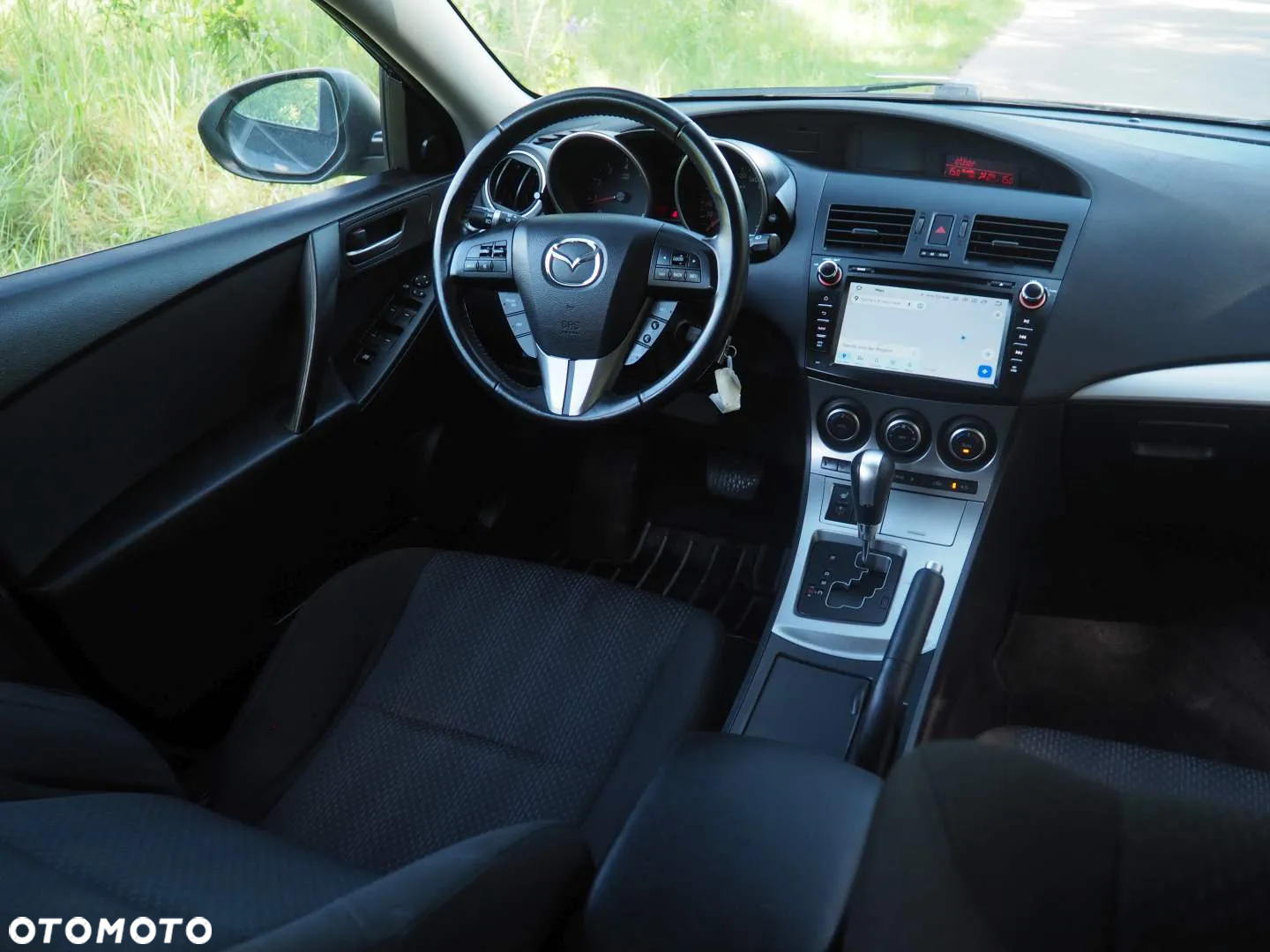 Mazda 3 2.0 Exclusive + - 6