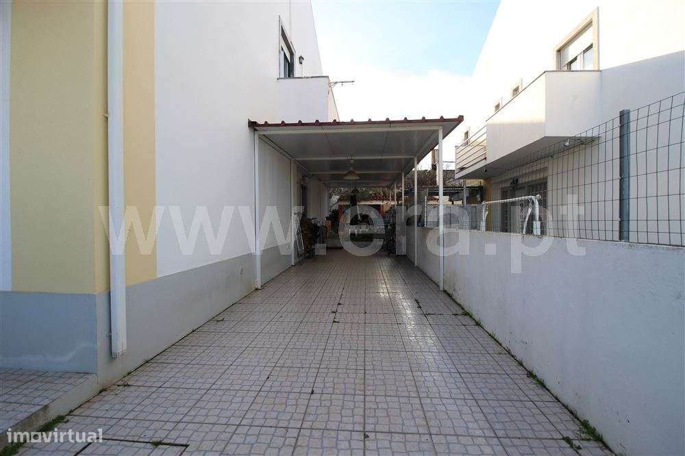 Moradia Geminada 4 quartos, Venda-35