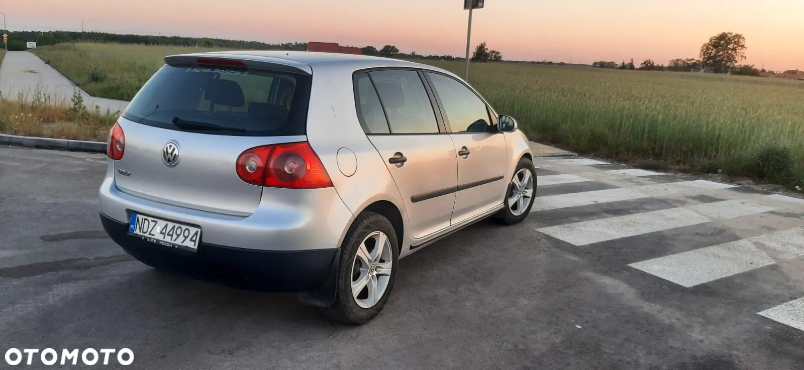 Volkswagen Golf - 3