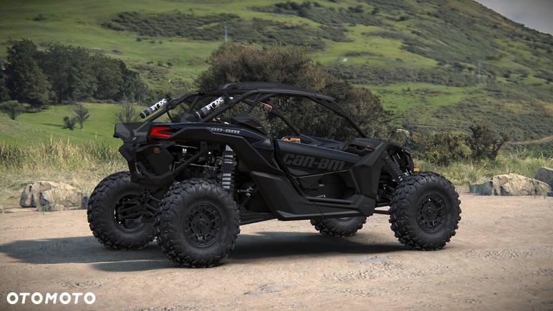 Can-Am Maverick - 4