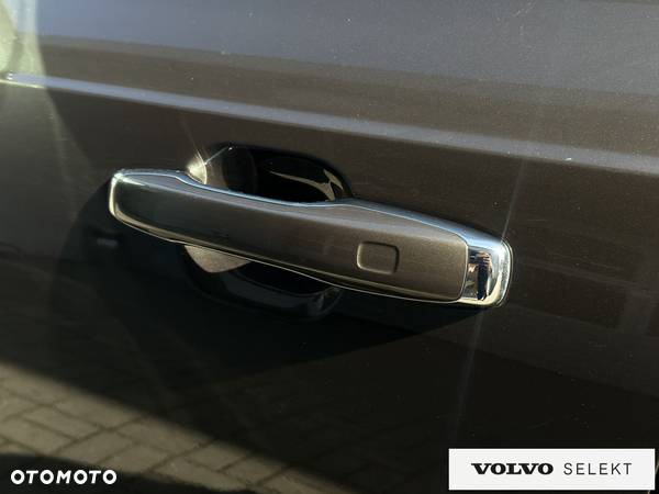 Volvo XC 90 - 12