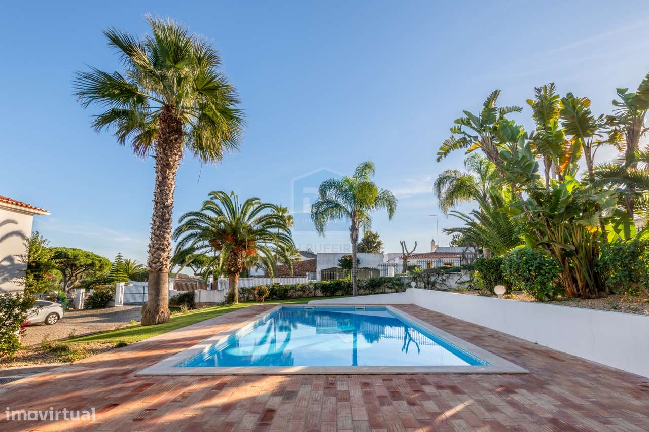 Moradia T4+2 Venda em Albufeira e Olhos de Água,Albufeira - Grande imagem: 5/60