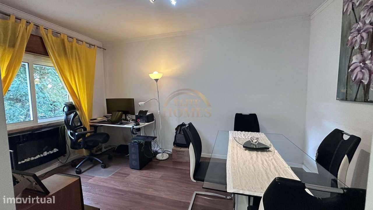 Apartamento T2 Moderno e Remodelado no Centro de Odivelas. - Grande imagem: 2/28