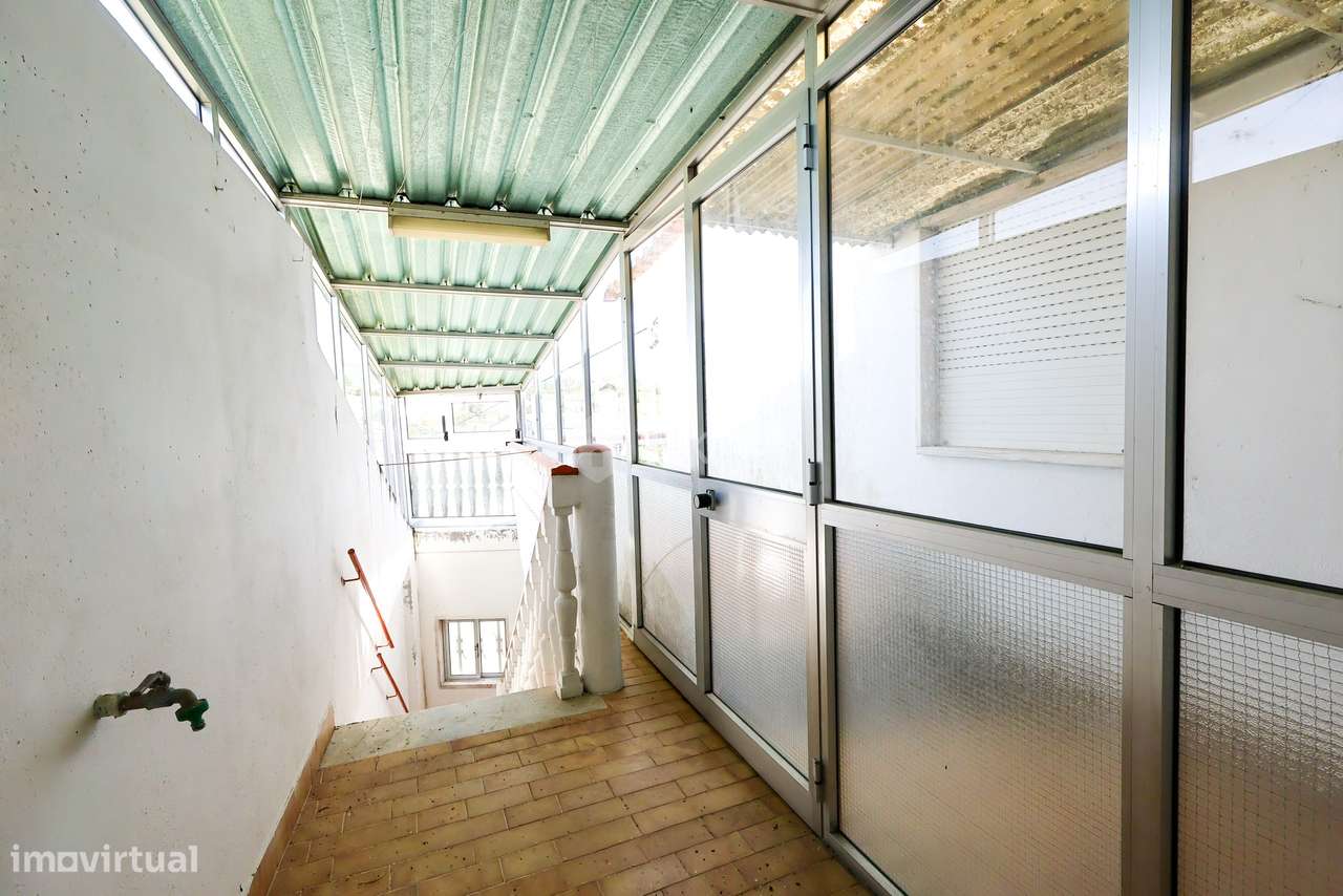 MORADIA T3 COM POTENCIAL PARA 2 HABITAÇÕES | CENTRO DE ALCANENA-11