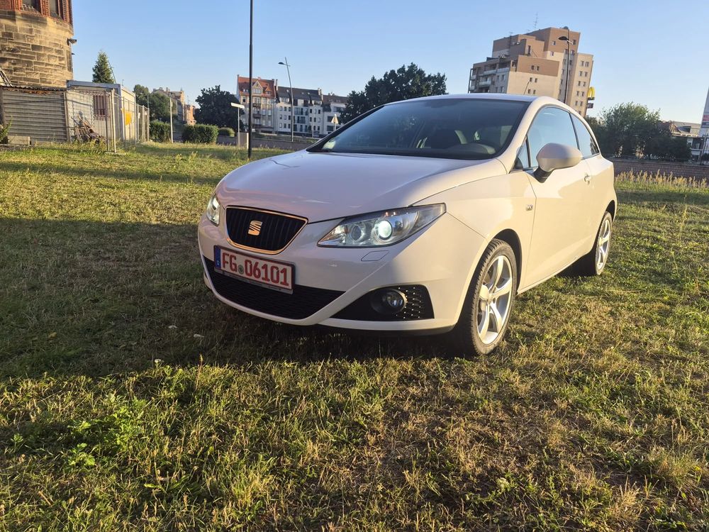 Seat Ibiza IV (2008-2017) SC 1.4 16V SUN 2009