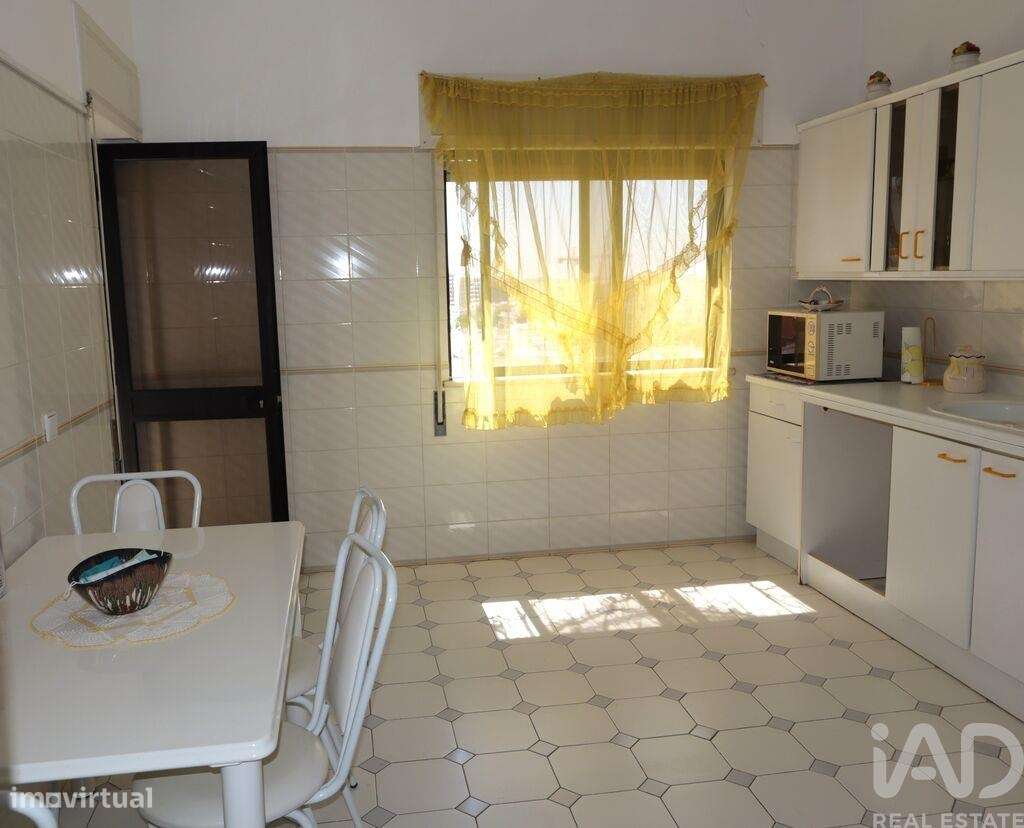 Apartamento T3 em Faro (Sé e São Pedro) de 137,00 m2 - Grande imagem: 5/30