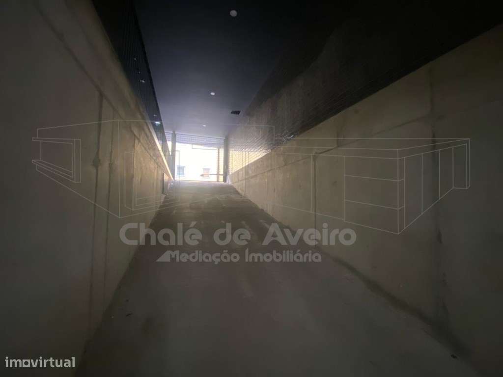 Apartamento T1 centro de Aveiro com lugar de estacionamento-16